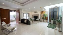 Namly Avenue (D10), Semi-Detached #606938891